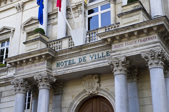 LE DÉCALOGUE DU DROIT DE LA FAMILLE EN ESPAGNE